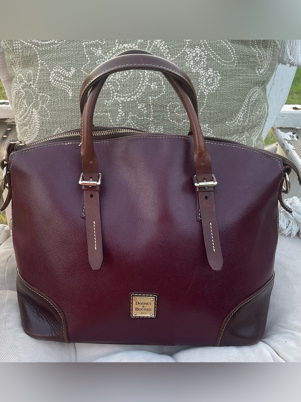 ✨ Dooney & Bourke Burgundy Leather Satchel Shoulder Bag ✨